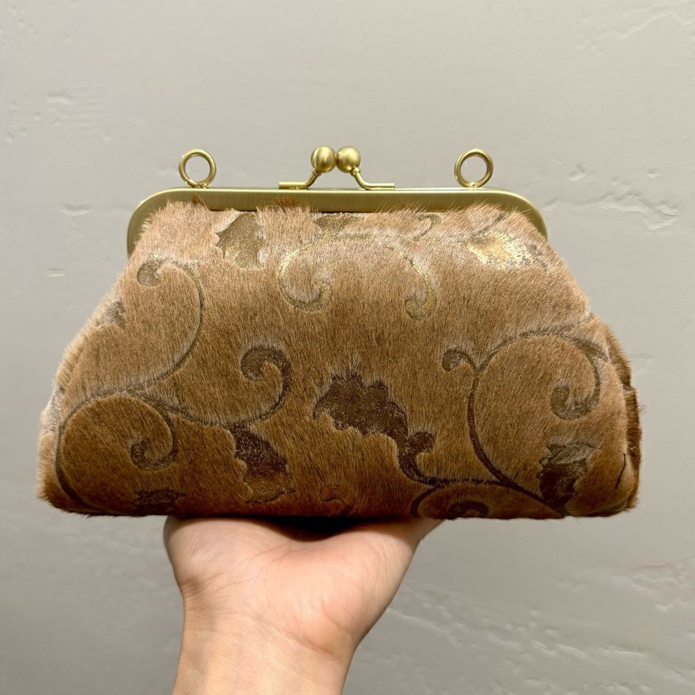 Vintage Style Real Hair-on Calfskin Floral Embossed Kisslock Clutch/Crossbody - Picture 2 of 16